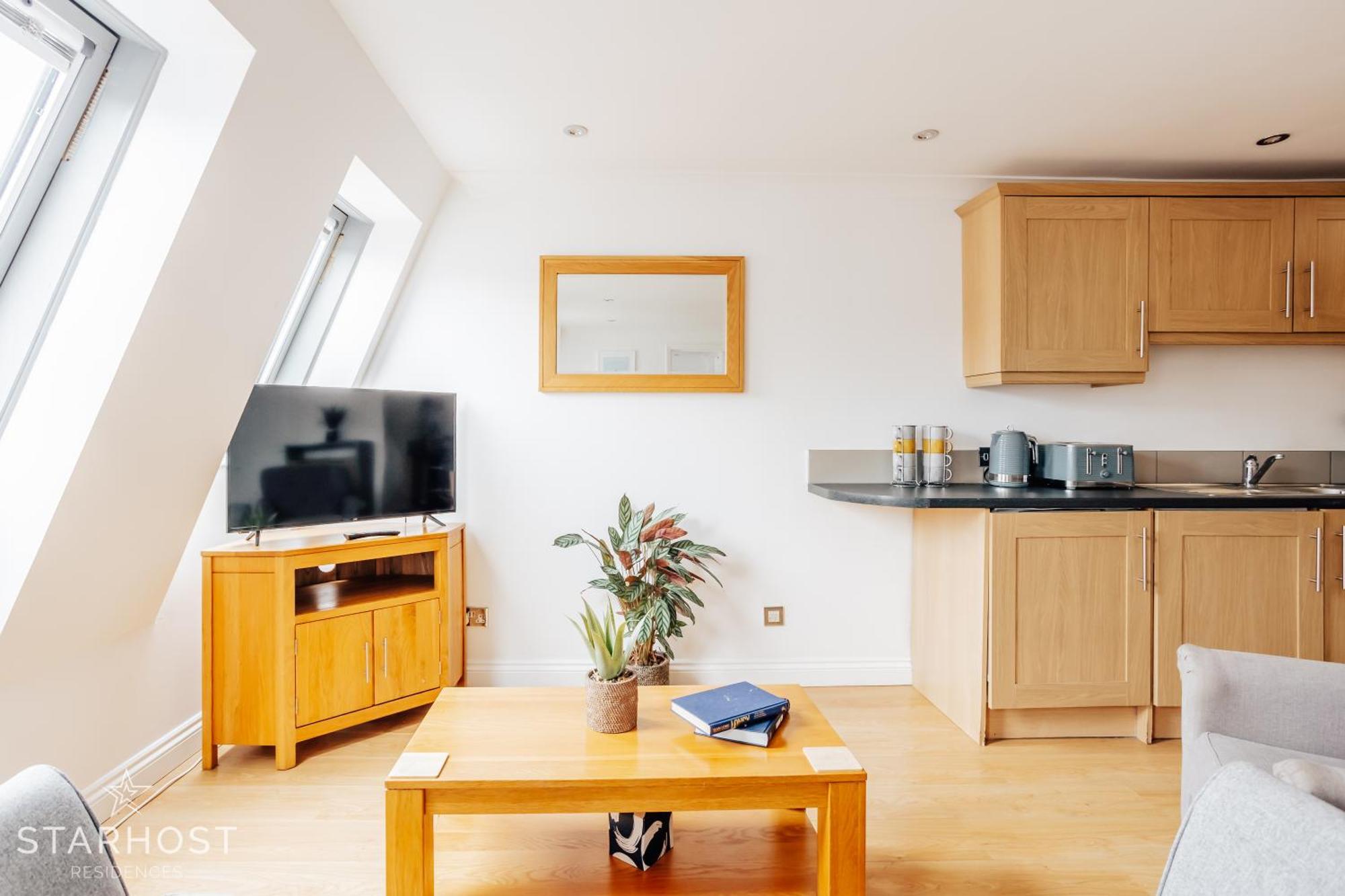 Central 3 Bed Apartment At Regents Court, Newbury Newbury  Luaran gambar