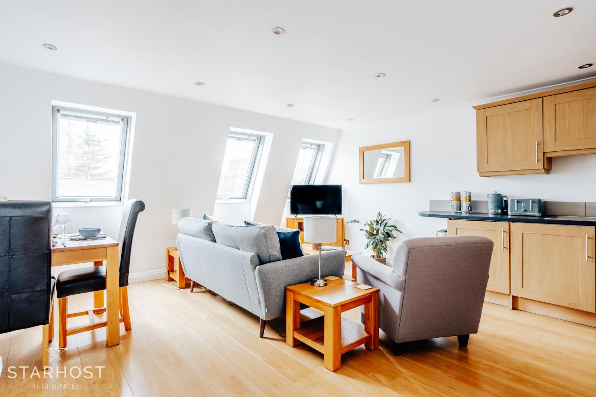 Central 3 Bed Apartment At Regents Court, Newbury Newbury  Luaran gambar